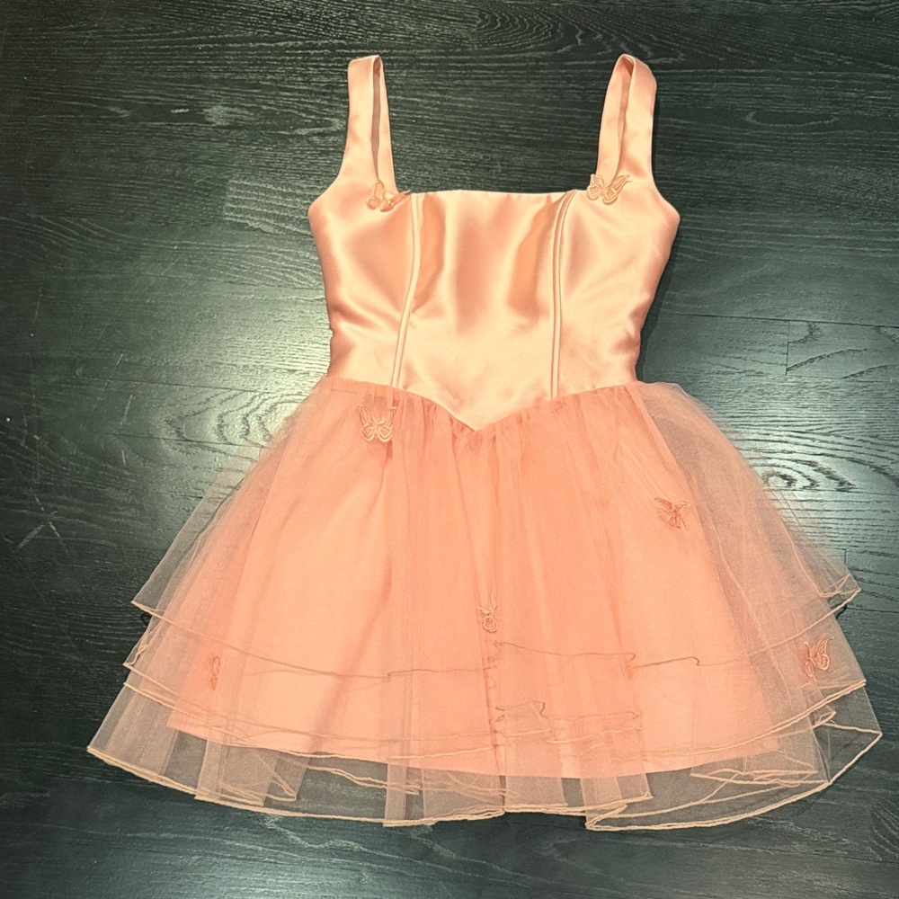 Sugar Thrillz NWOT Size XS mini dress in blushing pink
